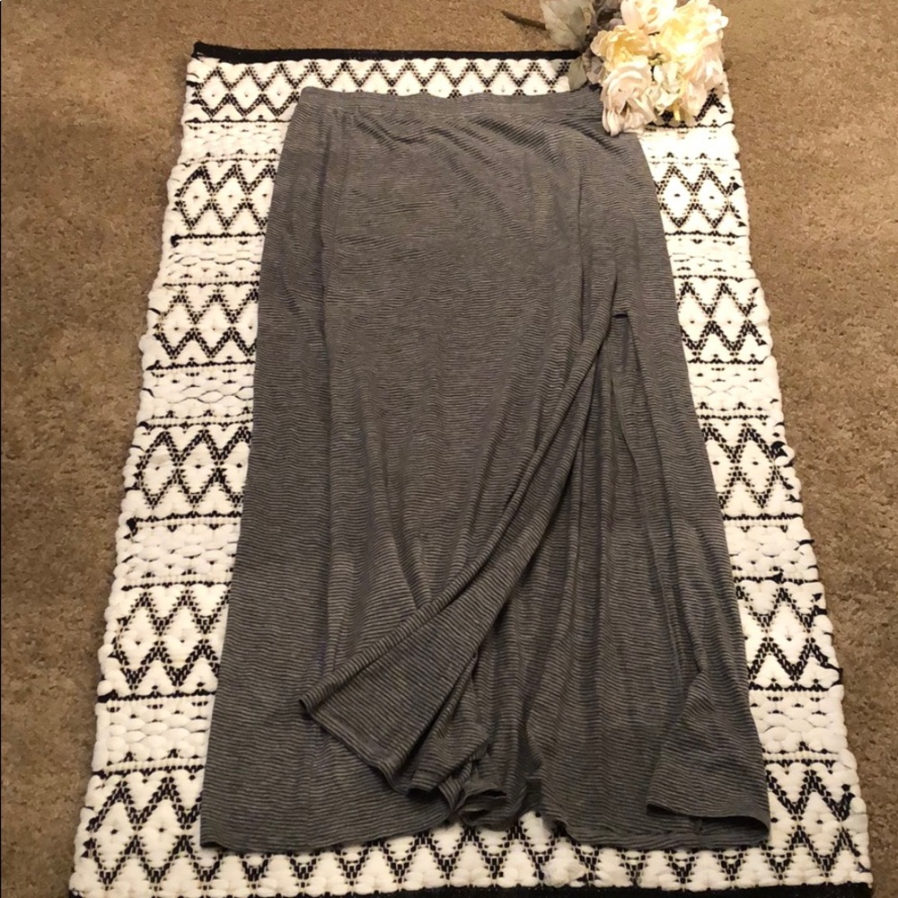 Gray and black striped maxi skirt with large slit